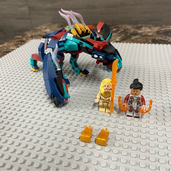 Lego Marvel Eternals Deviant Ambush! Set 76154 - Picture 7 of 8